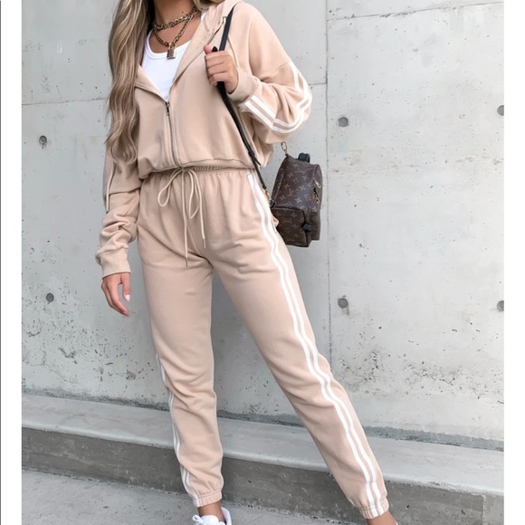 White-fox Sweat Suit SOLD - Picture 2 of 3